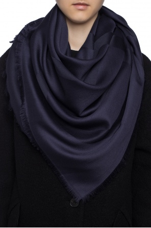 Embroidered shawl, zdjęcie 2 Embroidered shawl od Loewe